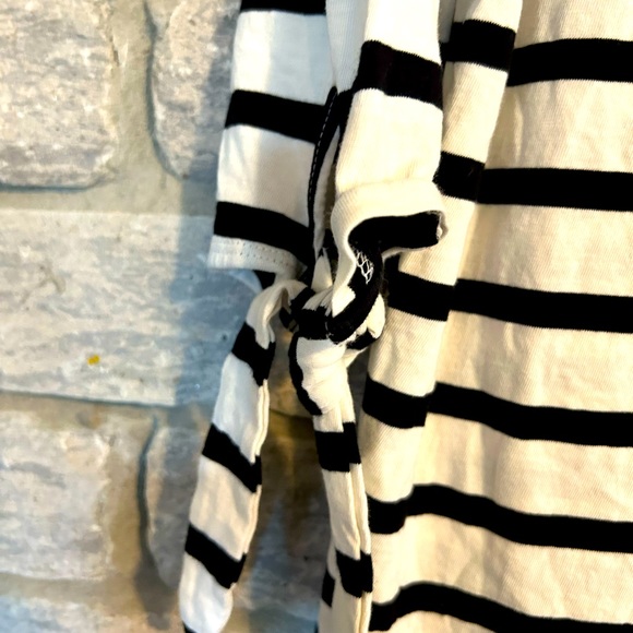 Old Navy Maternity Top Medium - Picture 4 of 5